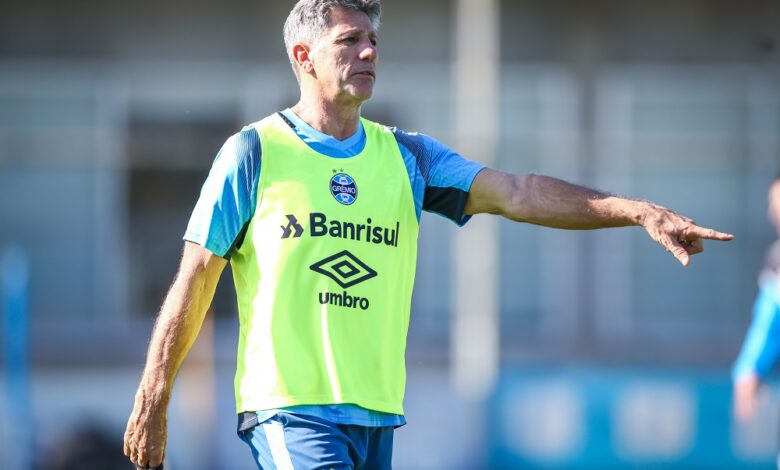 Renato Gaúcho em treino do Grêmio