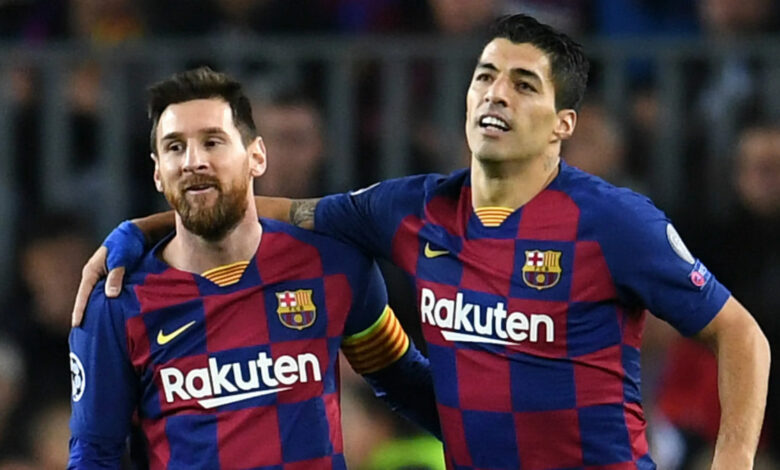 Suárez e Messi com a camisa do Barcelona