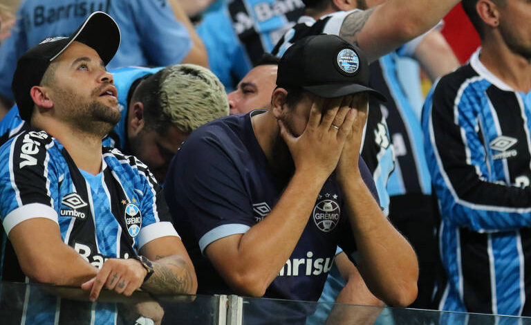 Torcedores do Grêmio frustrados