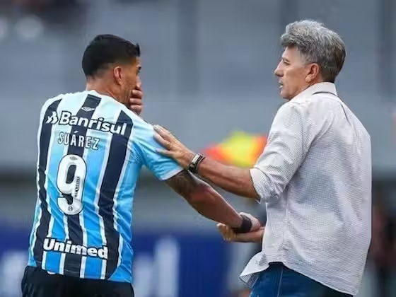 Renato Gaúcho e Suárez durante jogo do Grêmio