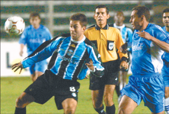 Grêmio x Bolivar durante Libertadores 2003