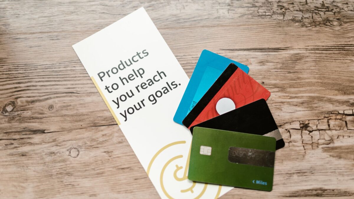 Dankort, Visa/Dankort og kreditkort: Forskellene